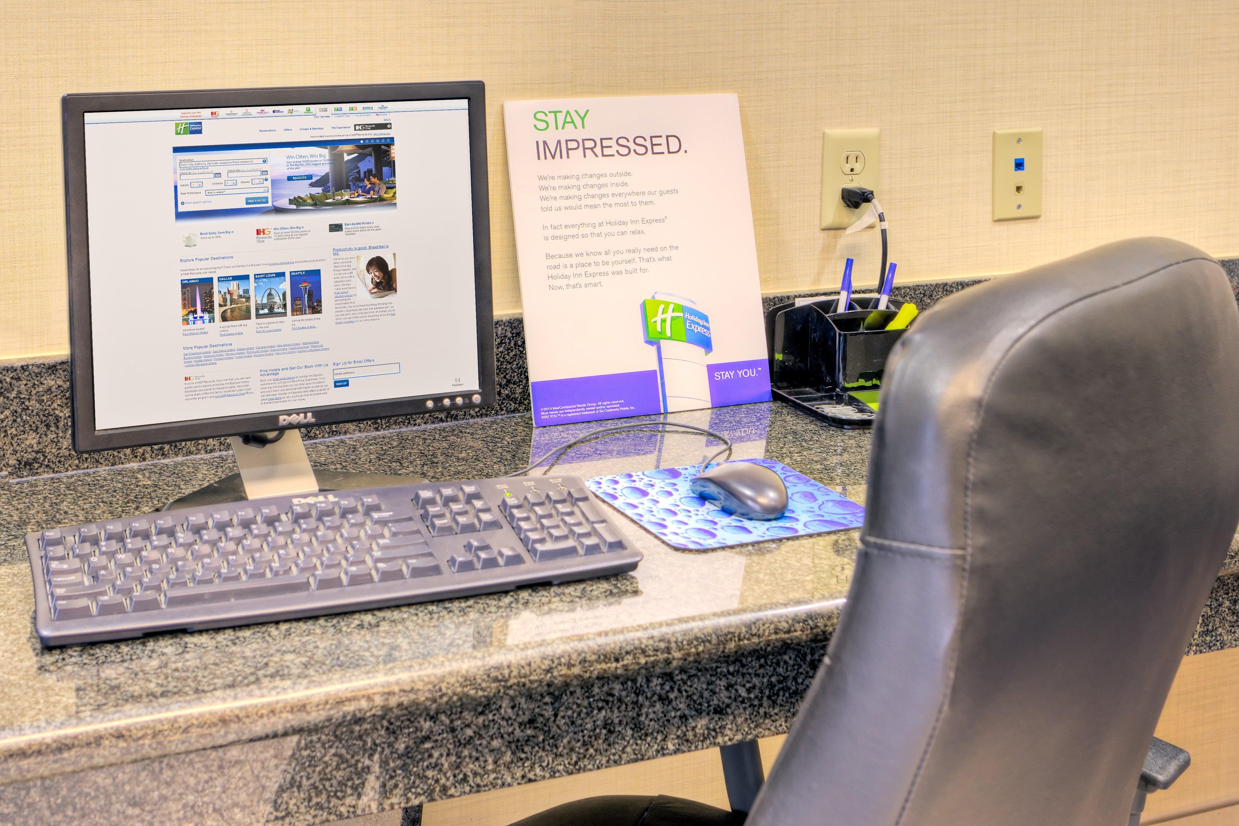 Holiday Inn Express And Suites Granbury By Ihg Екстериор снимка